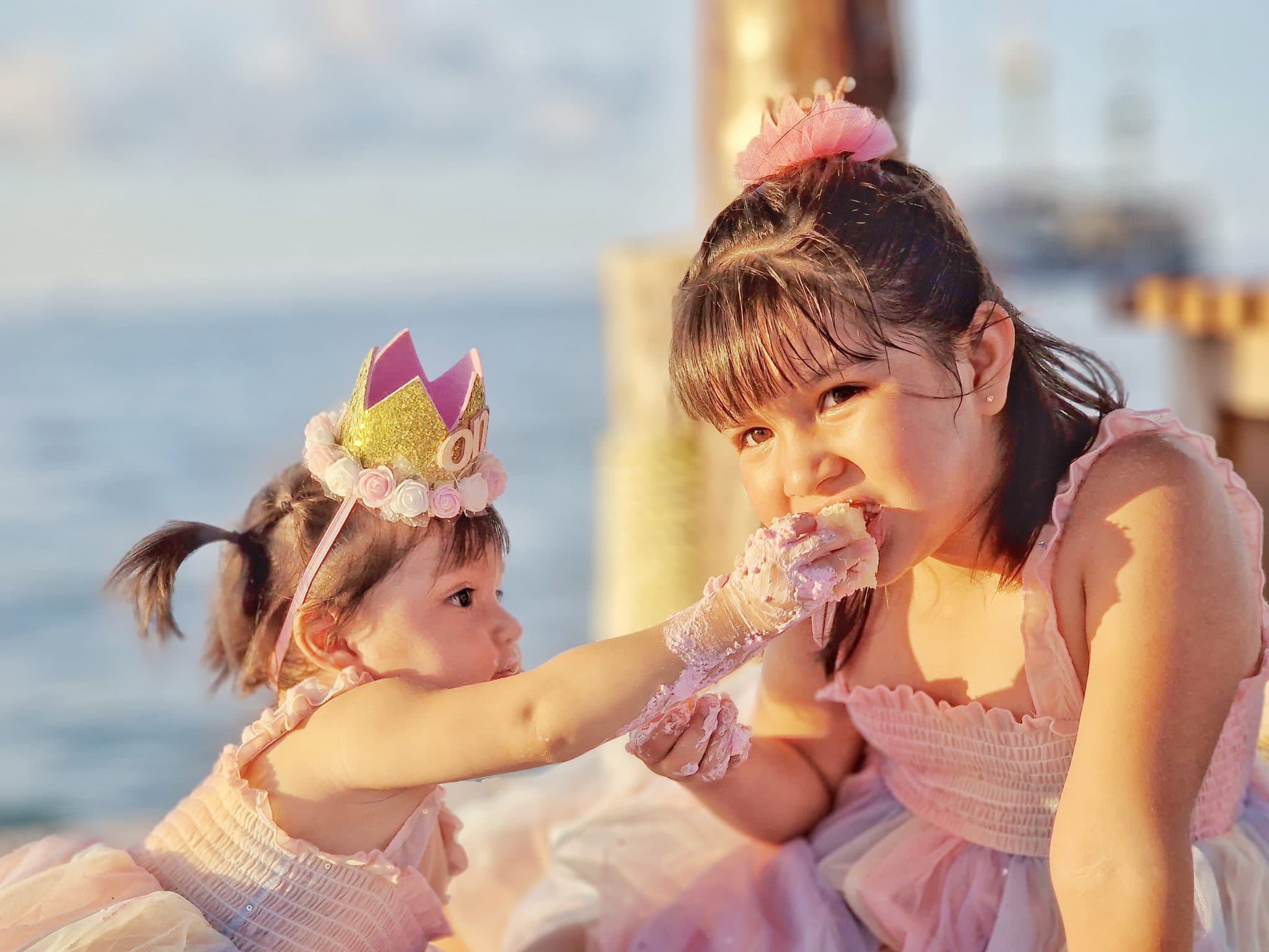 Retrato de bebes festejando su cumple
